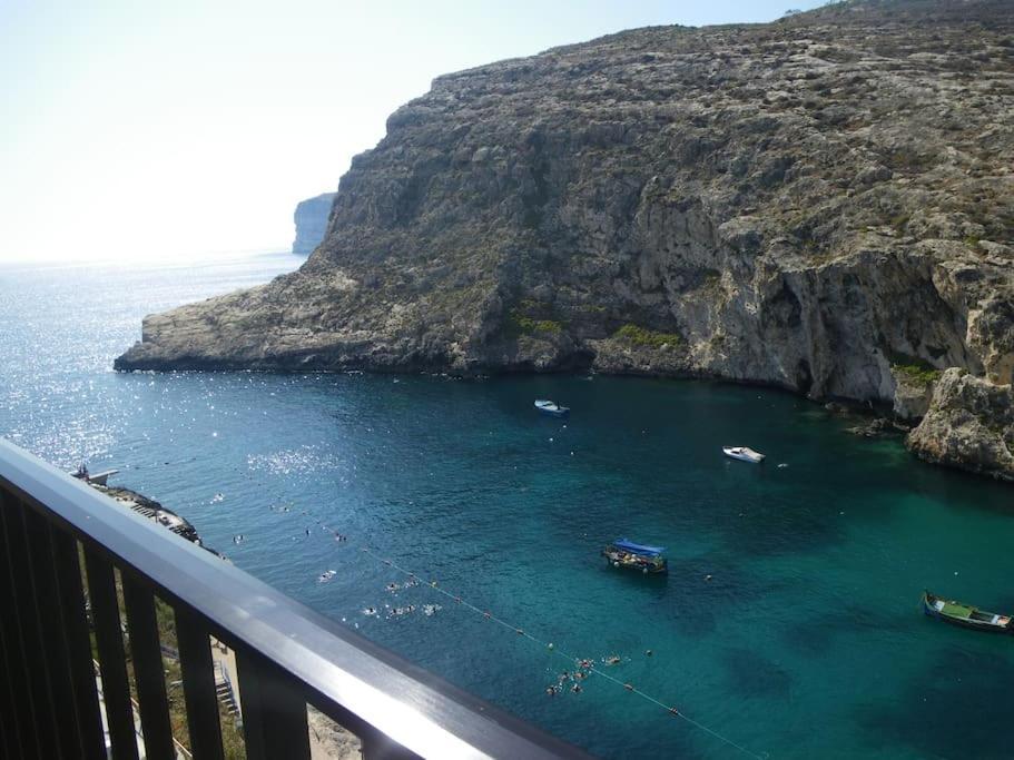 Seafront Penthouse With Terrace In Xlendi, Gozo公寓 外观 照片